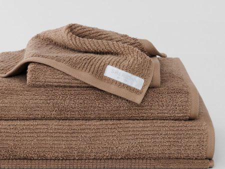 Living Textures Trenton Towel Collection by Sheridan MOCHA For Sale